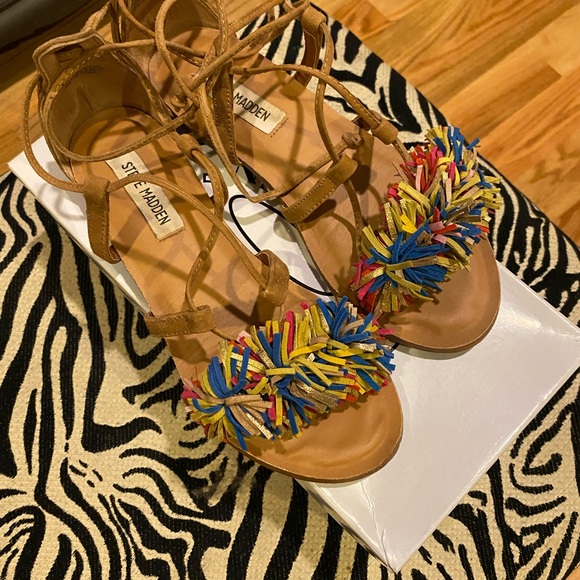 Rainbow colors sandals! Very good condition! Soft suede - Picture 2 of 3